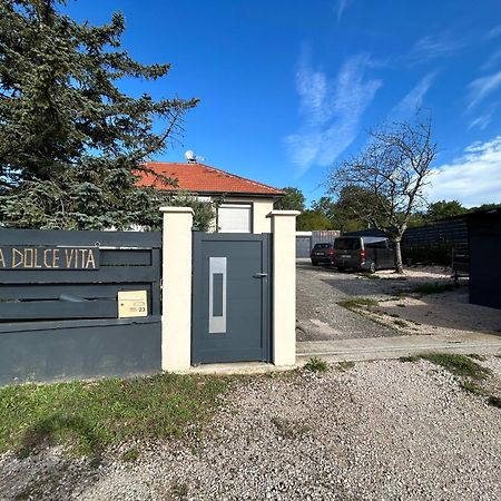 La Dolce Vita Saint-Seine-en-Bache Екстер'єр фото